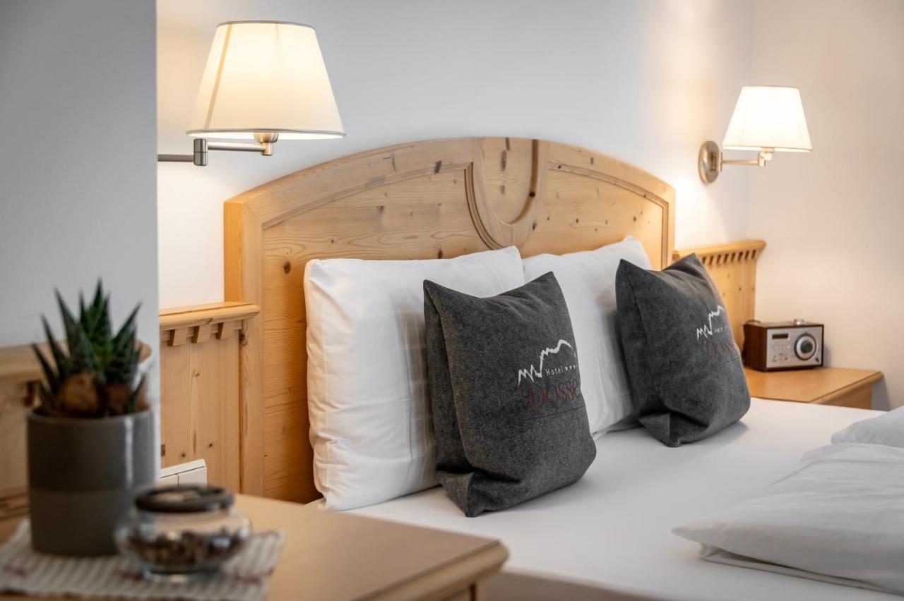 Hotel Dosses Тирес Екстериор снимка